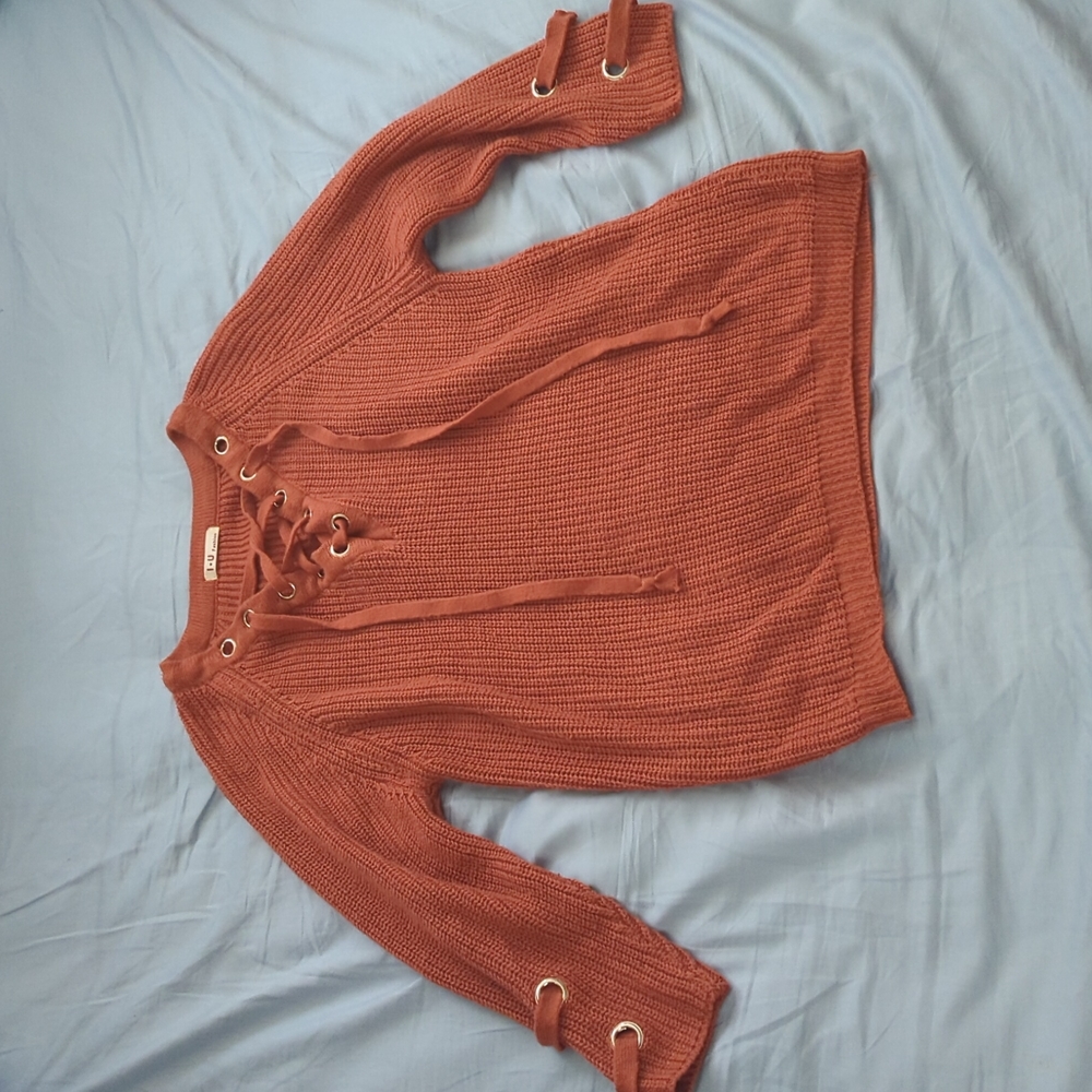 Women's S/M boutique knit sweater